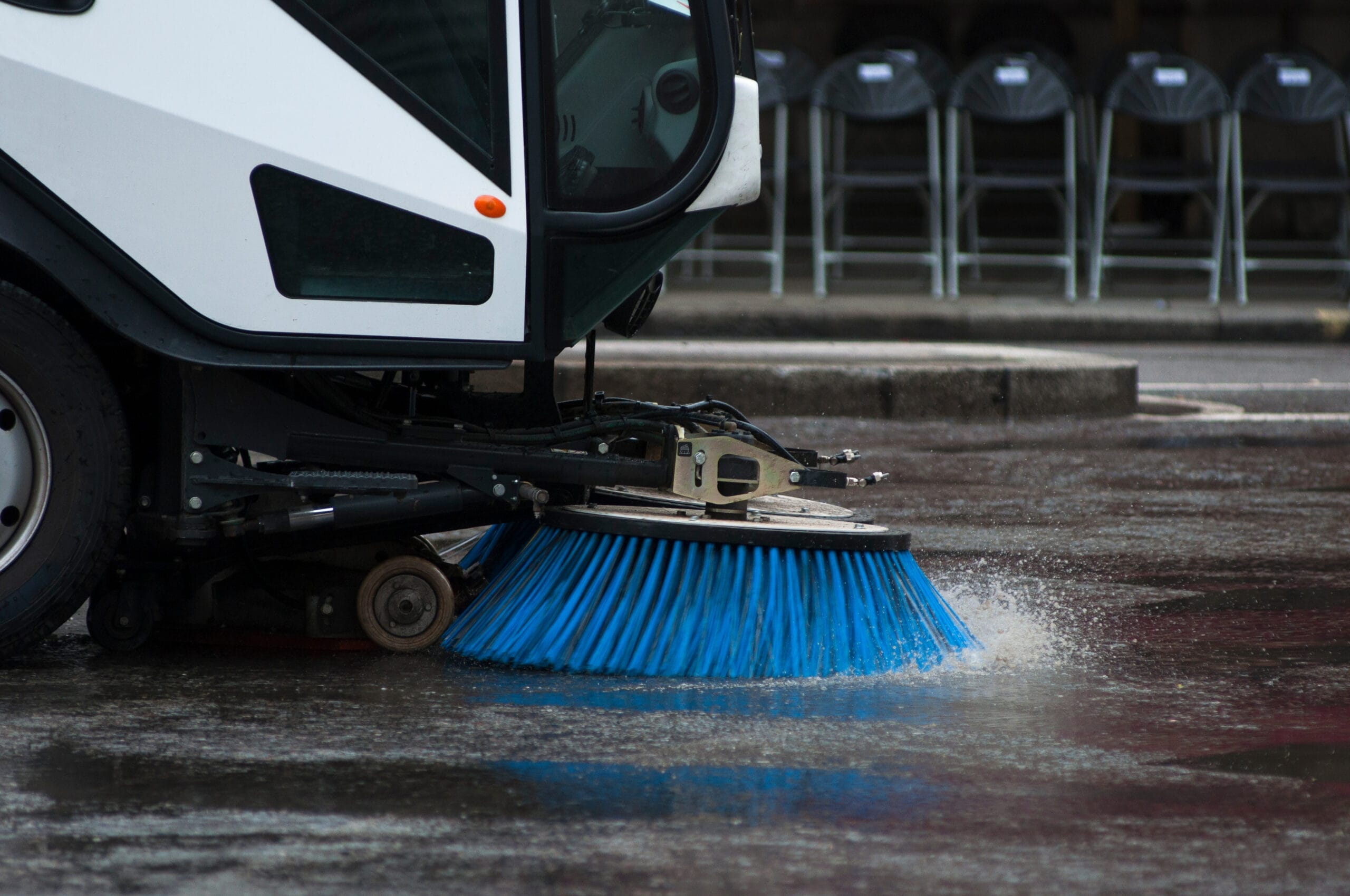 Floor scrubber equipment maintenance